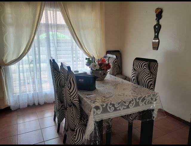 3 BEDROOM HOUSE FOR SALE IN RUSTENBURG CENTRAL